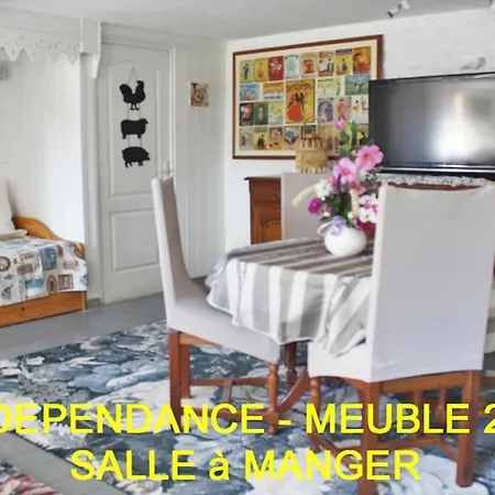 Oda ve Kahvaltı Chez Martine Et Bernard 3*