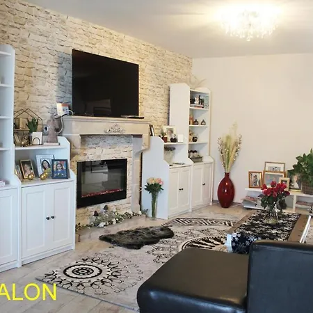 Chez Martine Et Bernard Saint-Vincent-Sterlanges