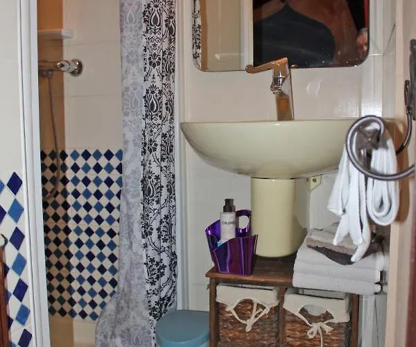 Chez Martine Et Bernard -etablissement Definitivement Ferme -