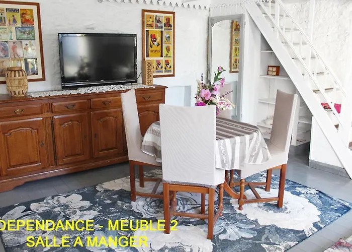 Chez Martine Et Bernard -etablissement Definitivement Ferme - Saint-Vincent-Sterlanges